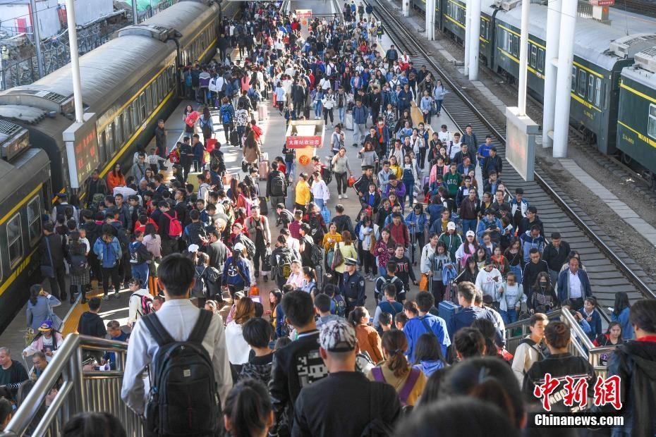 tuan le vang quoc khanh trung quoc anh 5