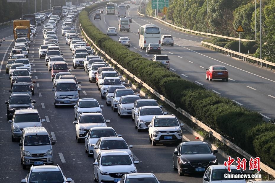 tuan le vang quoc khanh trung quoc anh 7