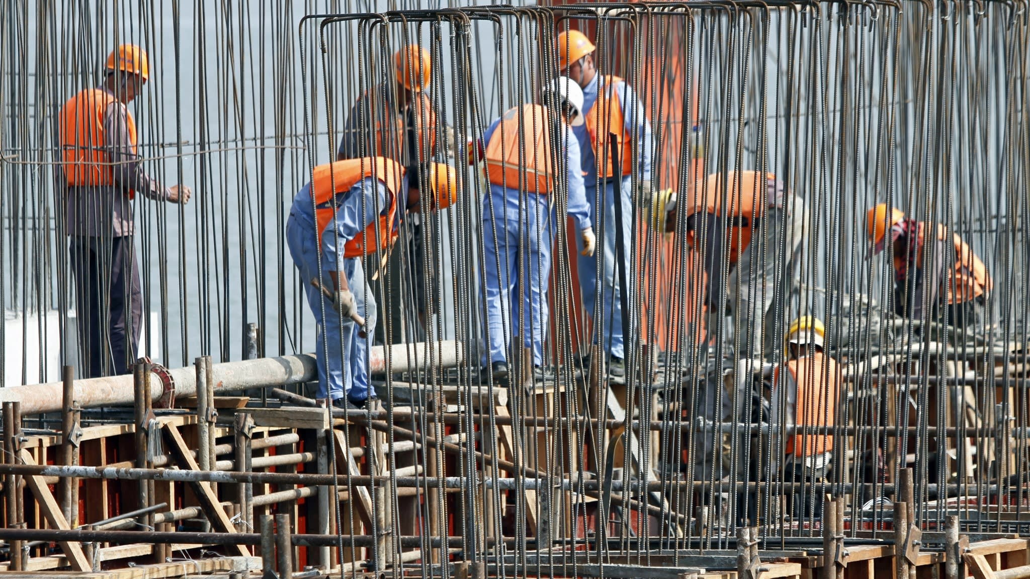 APEC cap nhat 'bay no' trong huong dan ve dau tu hinh anh