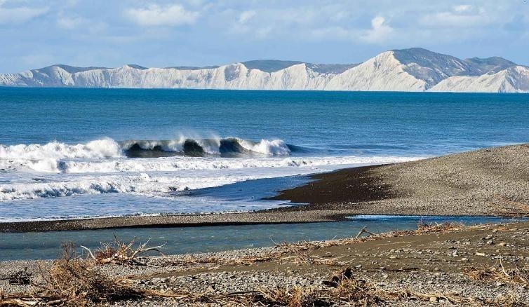 Hai dao chinh cua New Zealand xich lai gan nhau vi dong dat hinh anh