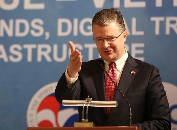 Dai su Kritenbrink: My khong nhan chim doi tac trong bien no hinh anh