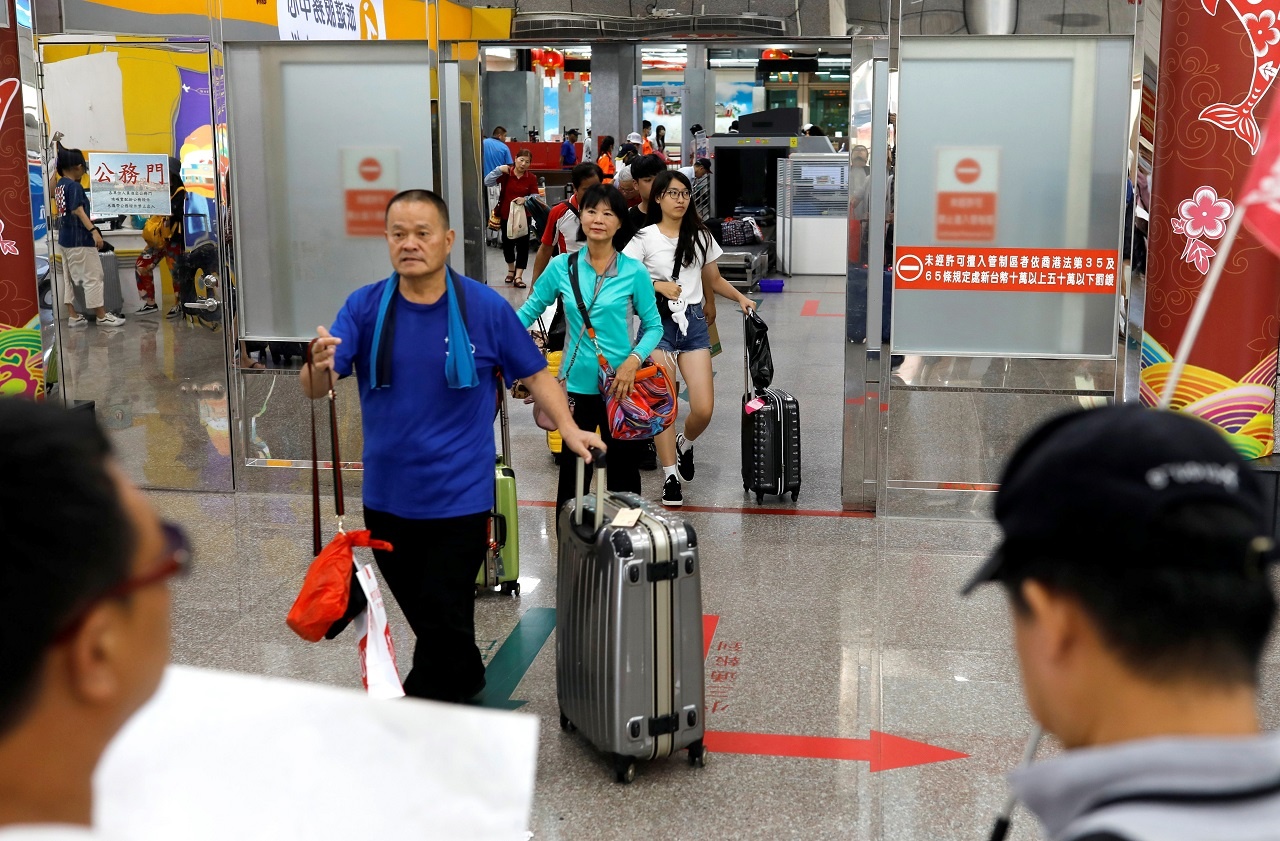 Hang lu hanh Dai Loan: 152 du khach Viet Nam 'xe le' de bien mat hinh anh