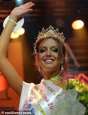 vua malaysia hoa hau Nga anh 5