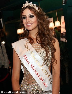 vua malaysia hoa hau Nga anh 6