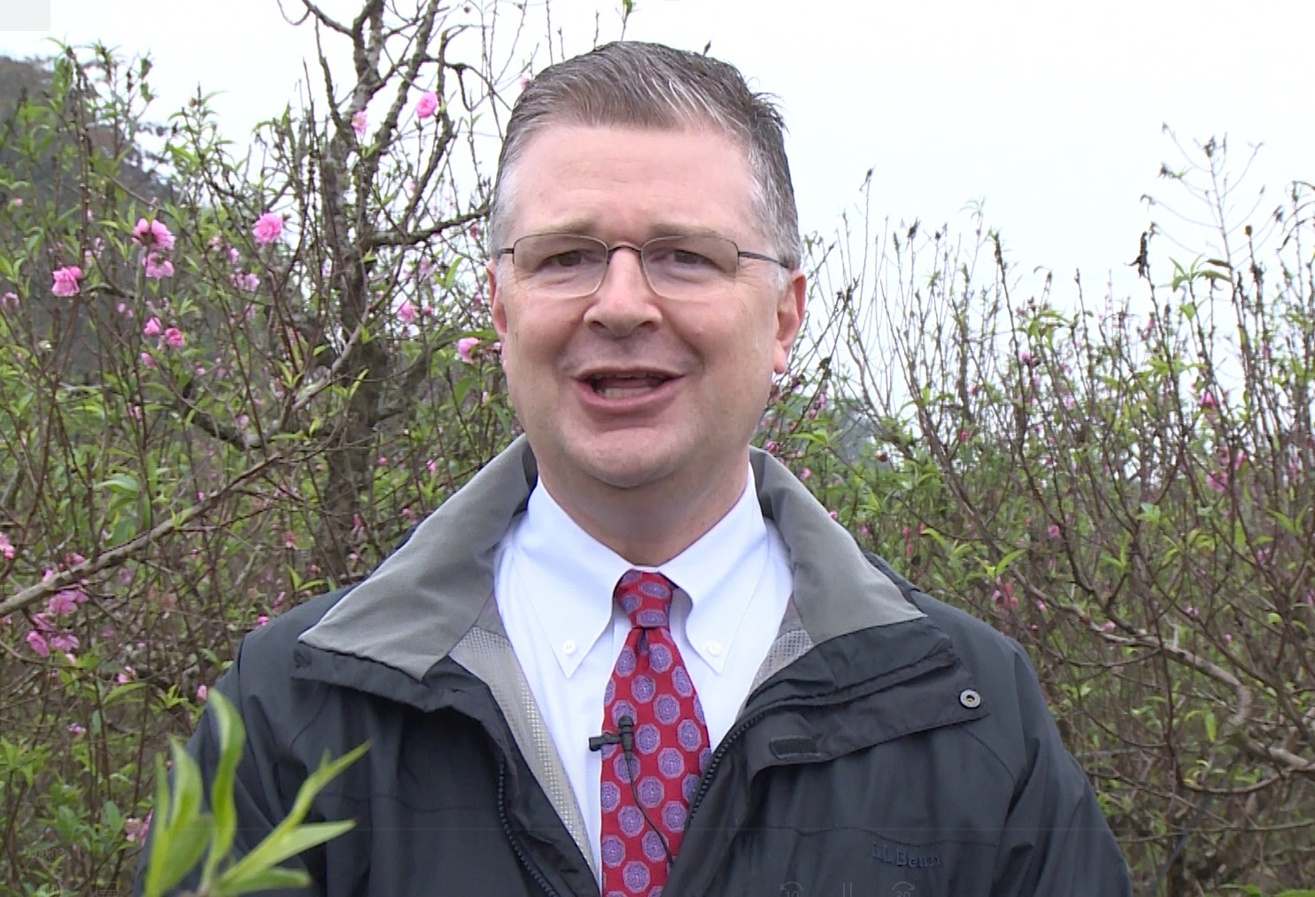 Dai su My trich tho Nguyen Trai chuc Tet nguoi Viet hinh anh