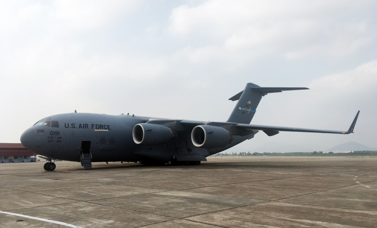 c-17 ha canh noi bai anh 8