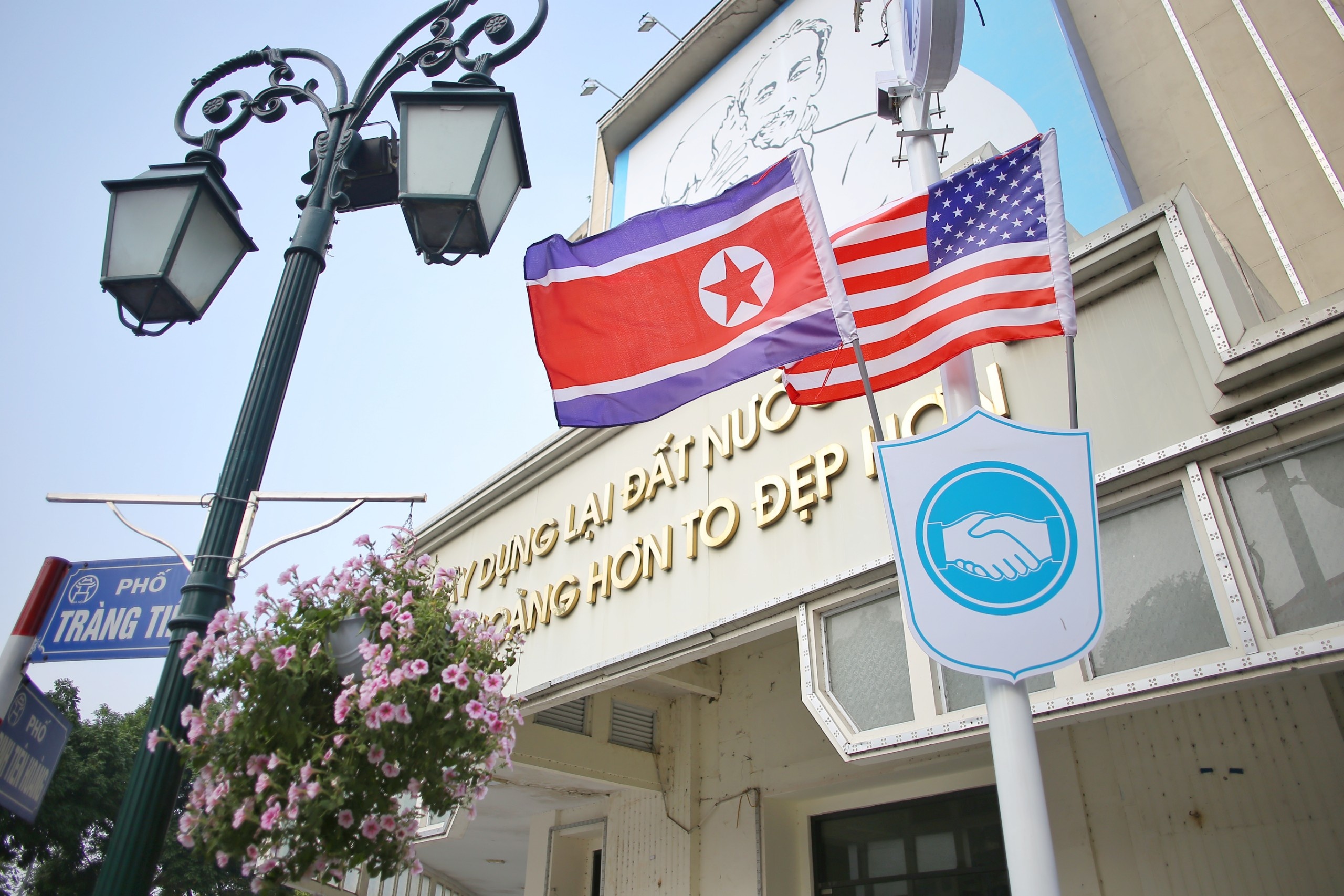 cat toc kieu trump kim jong un duoc mien phi anh 2