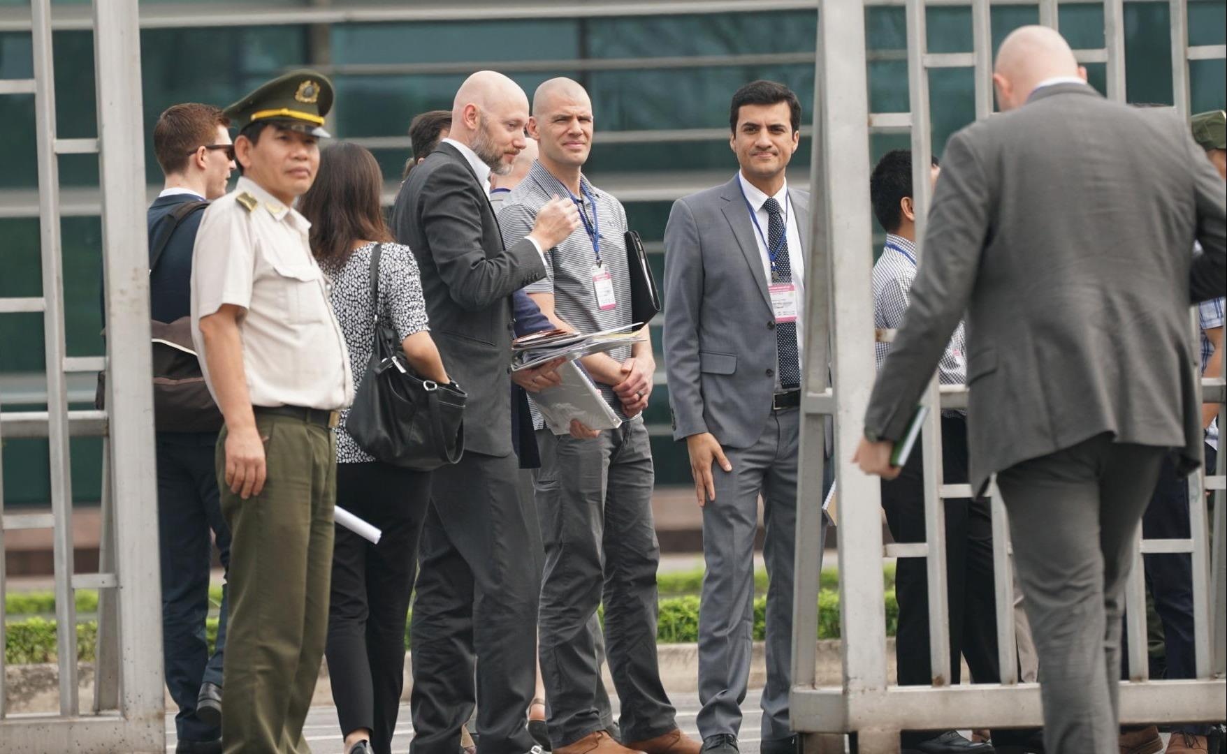 Mat vu My tien tram san bay Noi Bai, chuan bi don TT Trump hinh anh