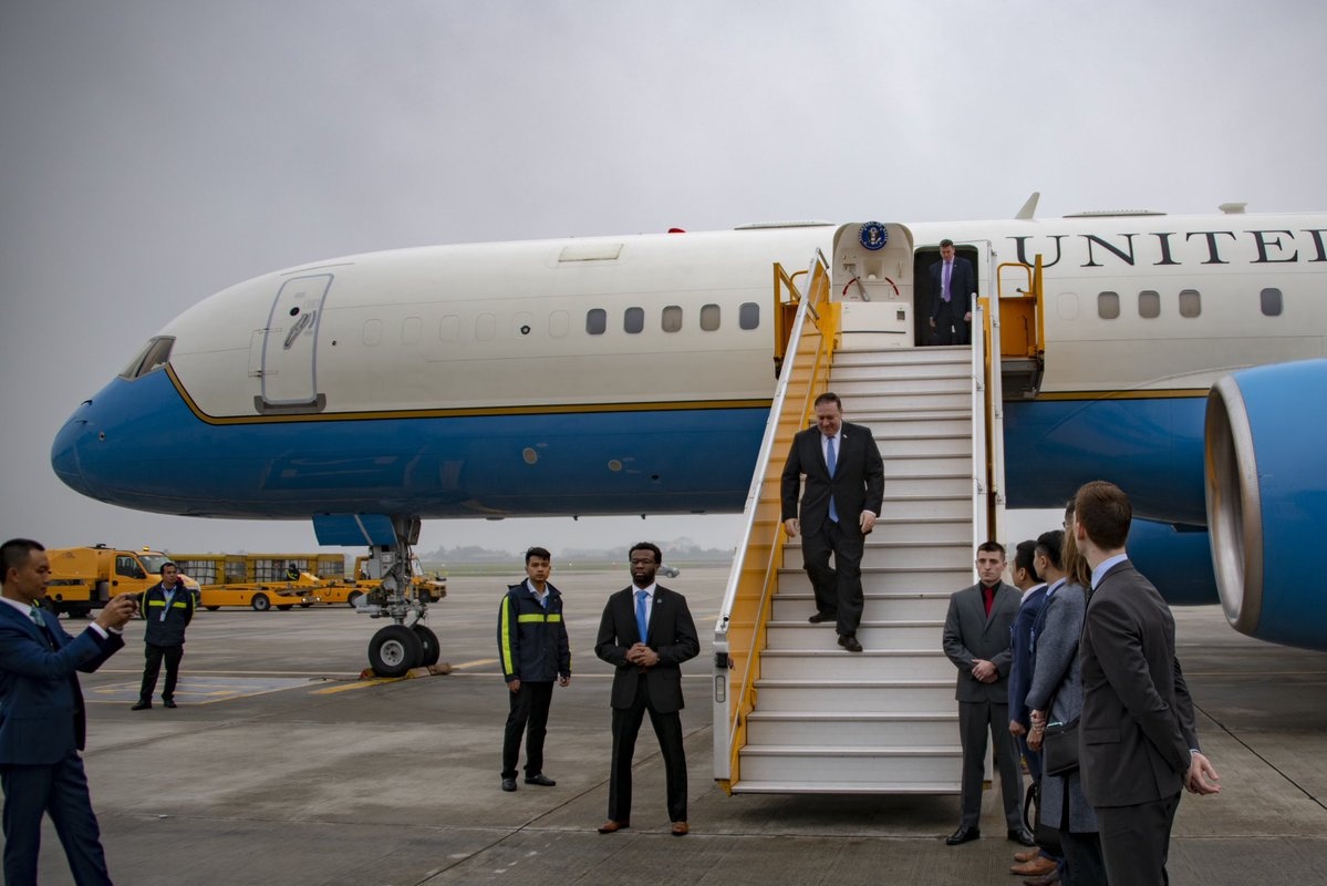 ngoai truong my den ha noi anh 1