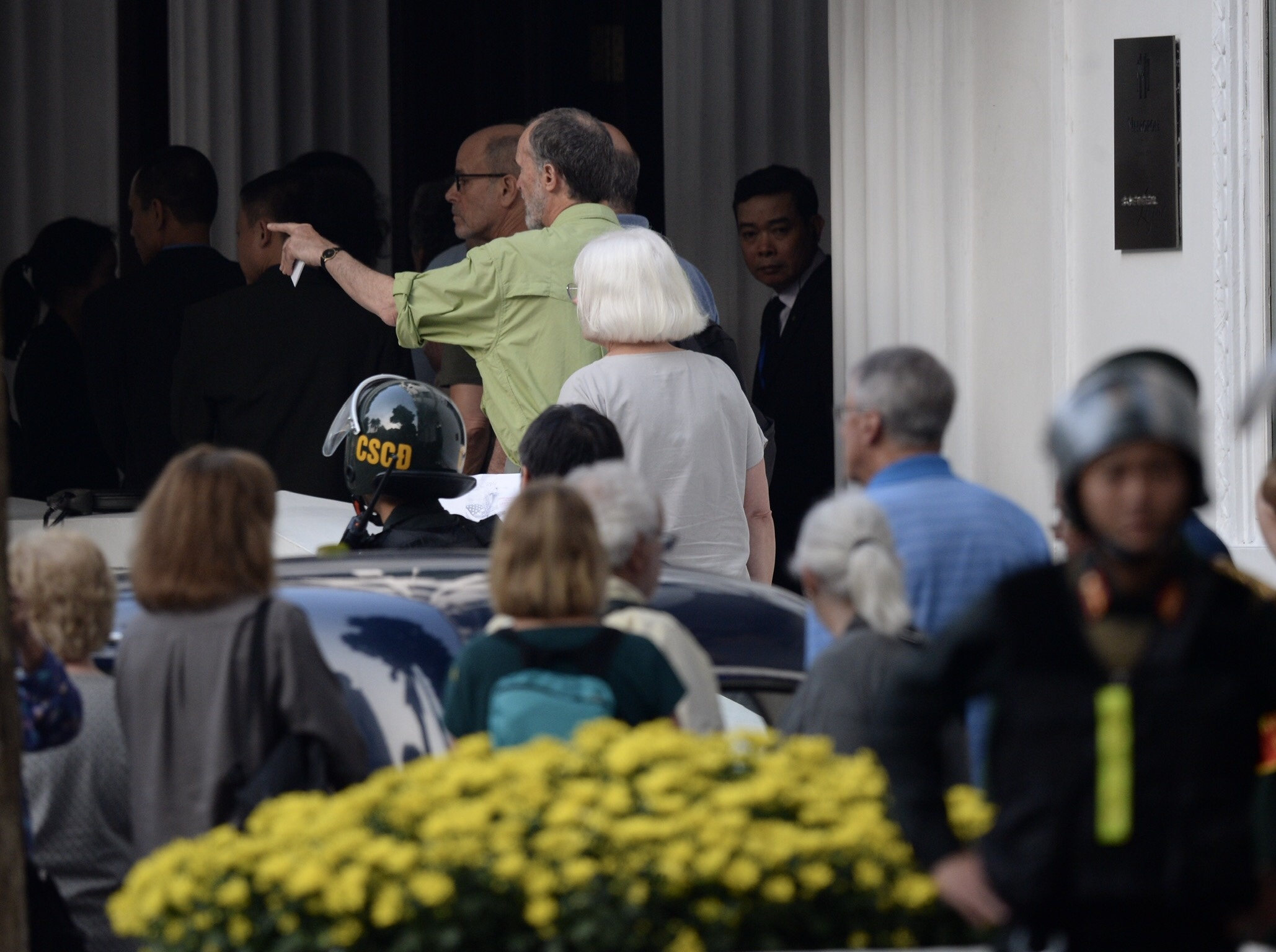 nhom phong vien nha trang tai metropole anh 10