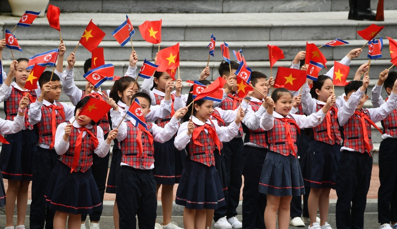 kim jong un tham viet nam anh 2