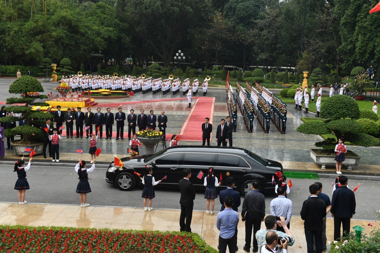 le don kim jong un anh 1