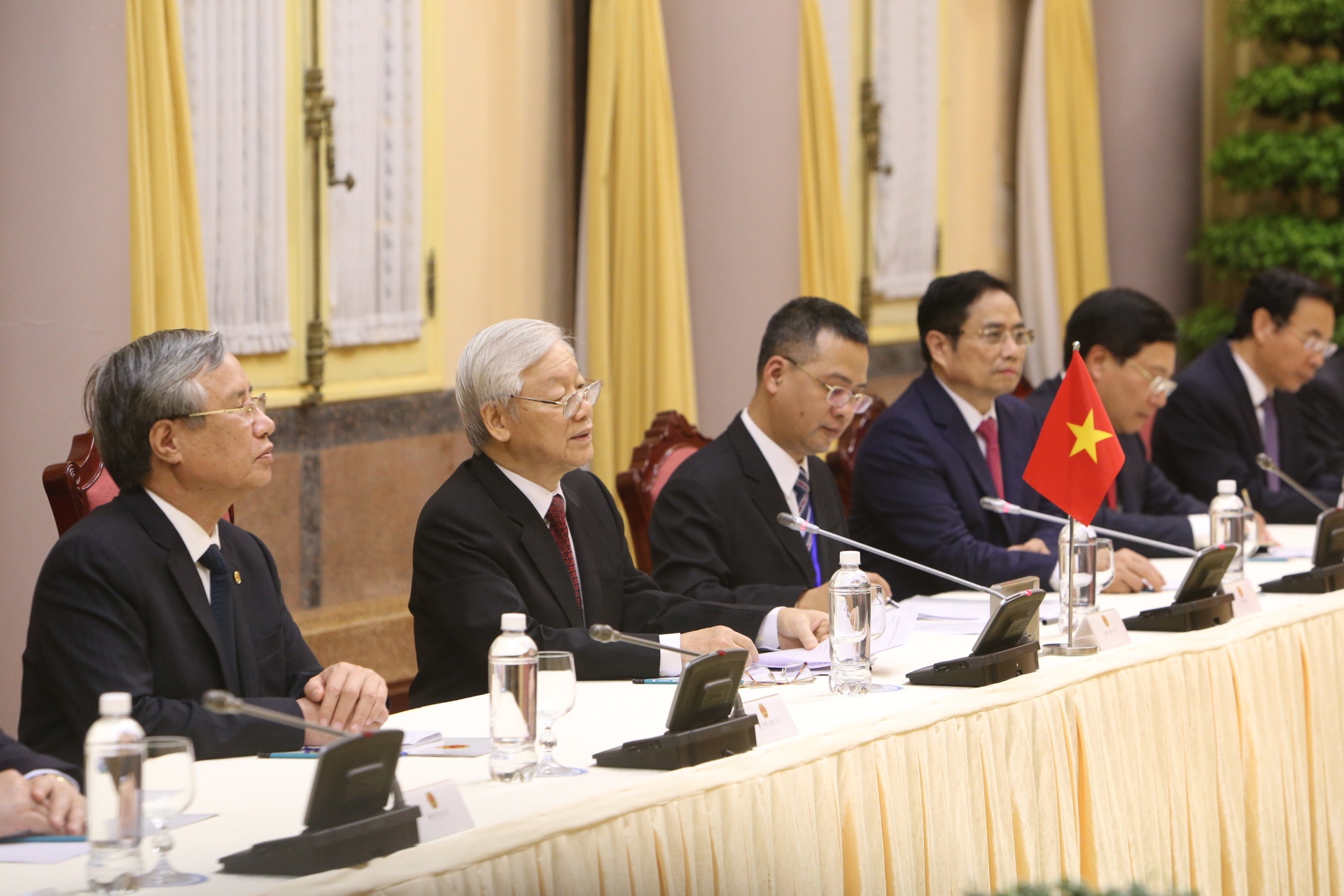 kim jong un gap lanh dao viet nam anh 6