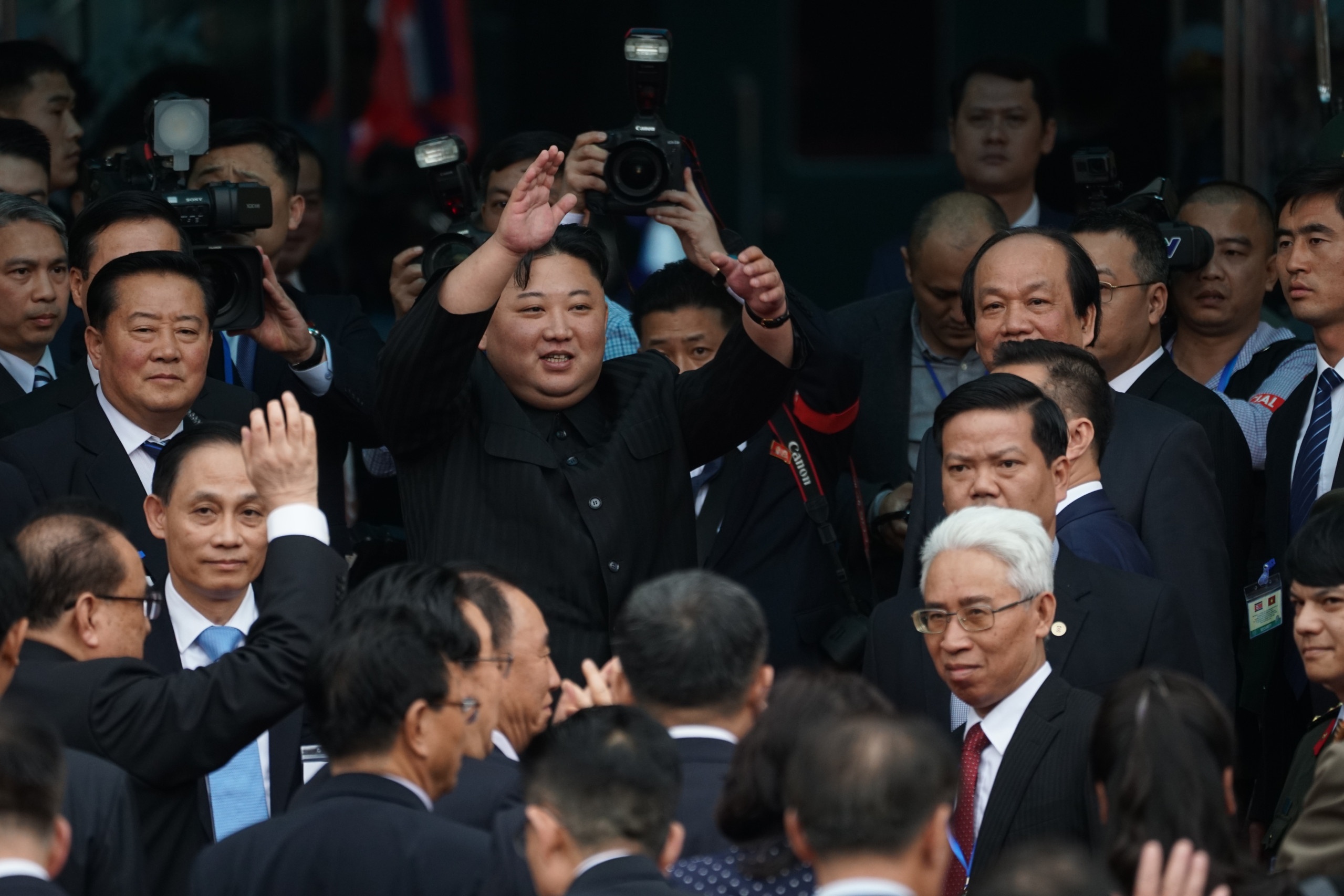 le tien ong kim jong un ve nuoc anh 8