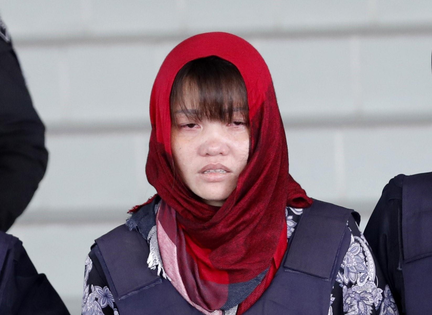 Nhung cai nam tay ben trong phien toa chi con lai Doan Thi Huong hinh anh