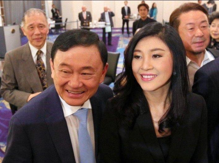 Cong to vien Thai khong du giay to de dan do Thaksin tu Hong Kong hinh anh