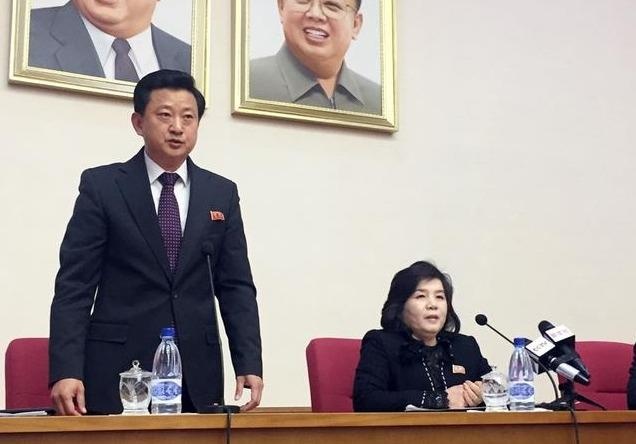 Trieu Tien chi dich danh nguoi 'can tro' thoa thuan Trump - Kim tai HN hinh anh