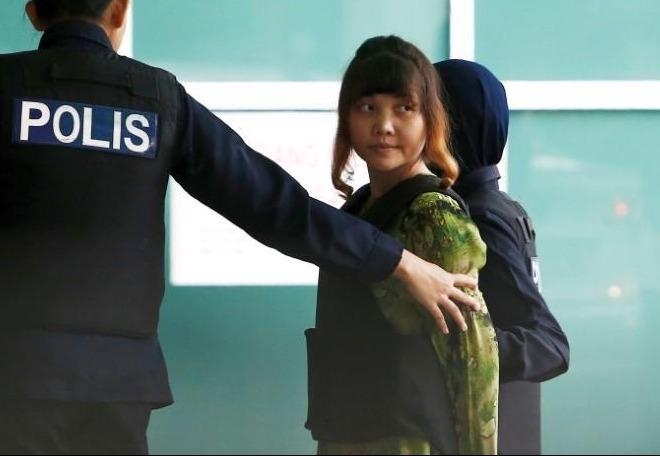 He lo khau cung dai 11 trang cua Doan Thi Huong hinh anh