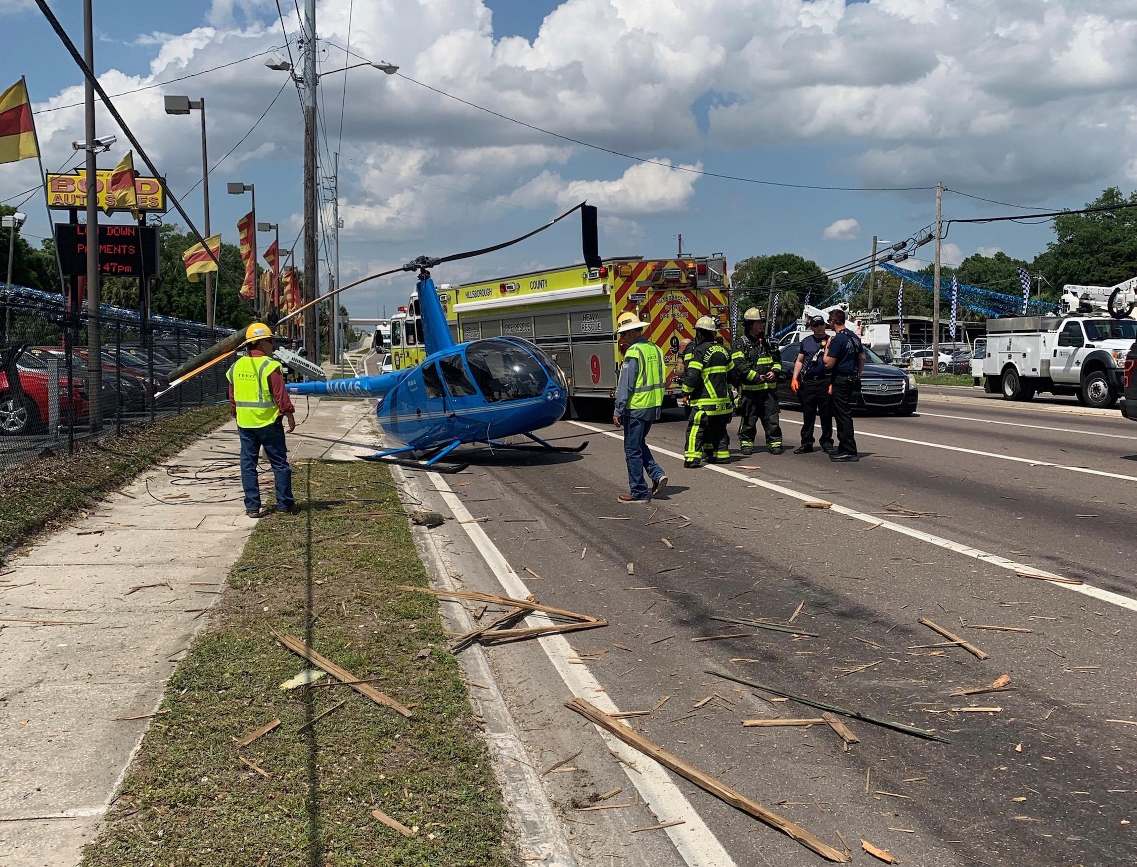 Truc thang roi tren duong o My hinh anh