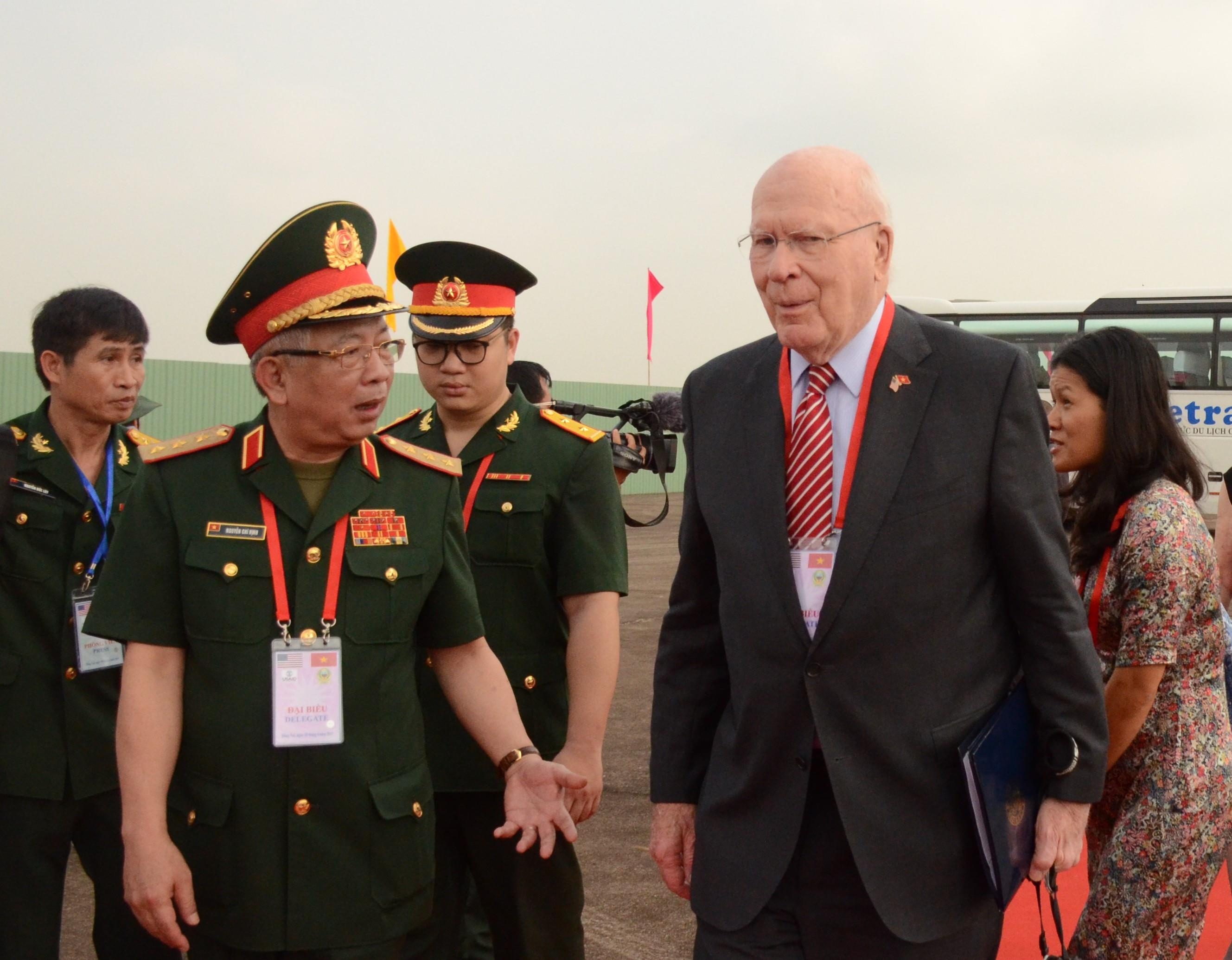 My khoi dong du an tay doc dioxin tai san bay Bien Hoa hinh anh