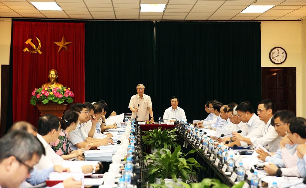 doan tieu ban van kien dai hoi dang anh 1