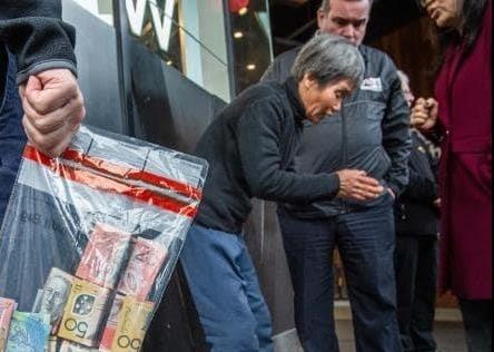 Melbourne doi pho nan 'an xin gia' den tu Trung Quoc hinh anh