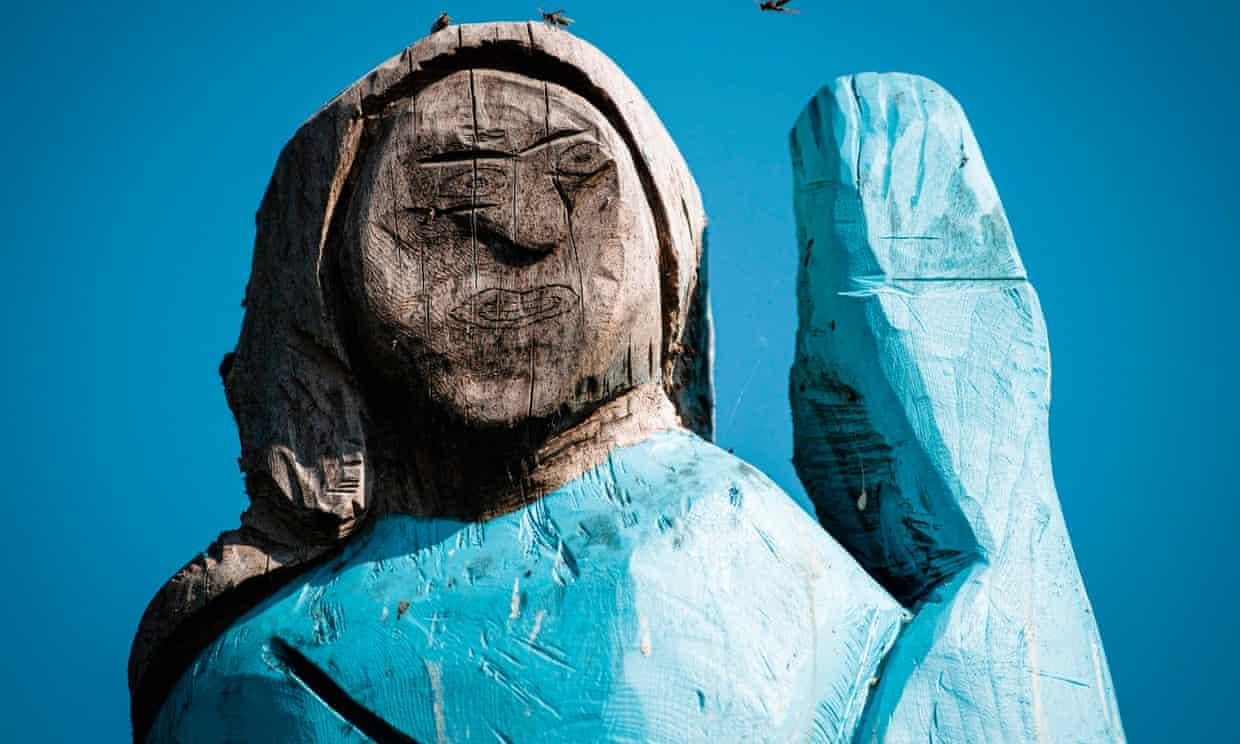 'Bu nhin' de nhat phu nhan My bang go gay tranh cai o que nha Slovenia hinh anh