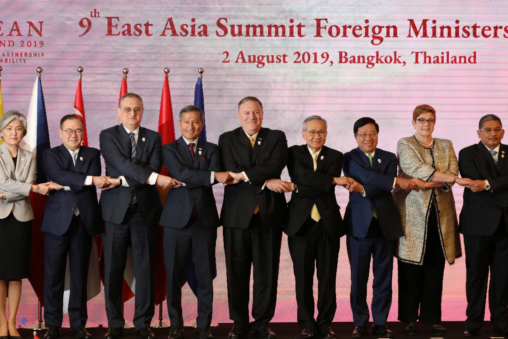 tinh hinh bien dong anh 1