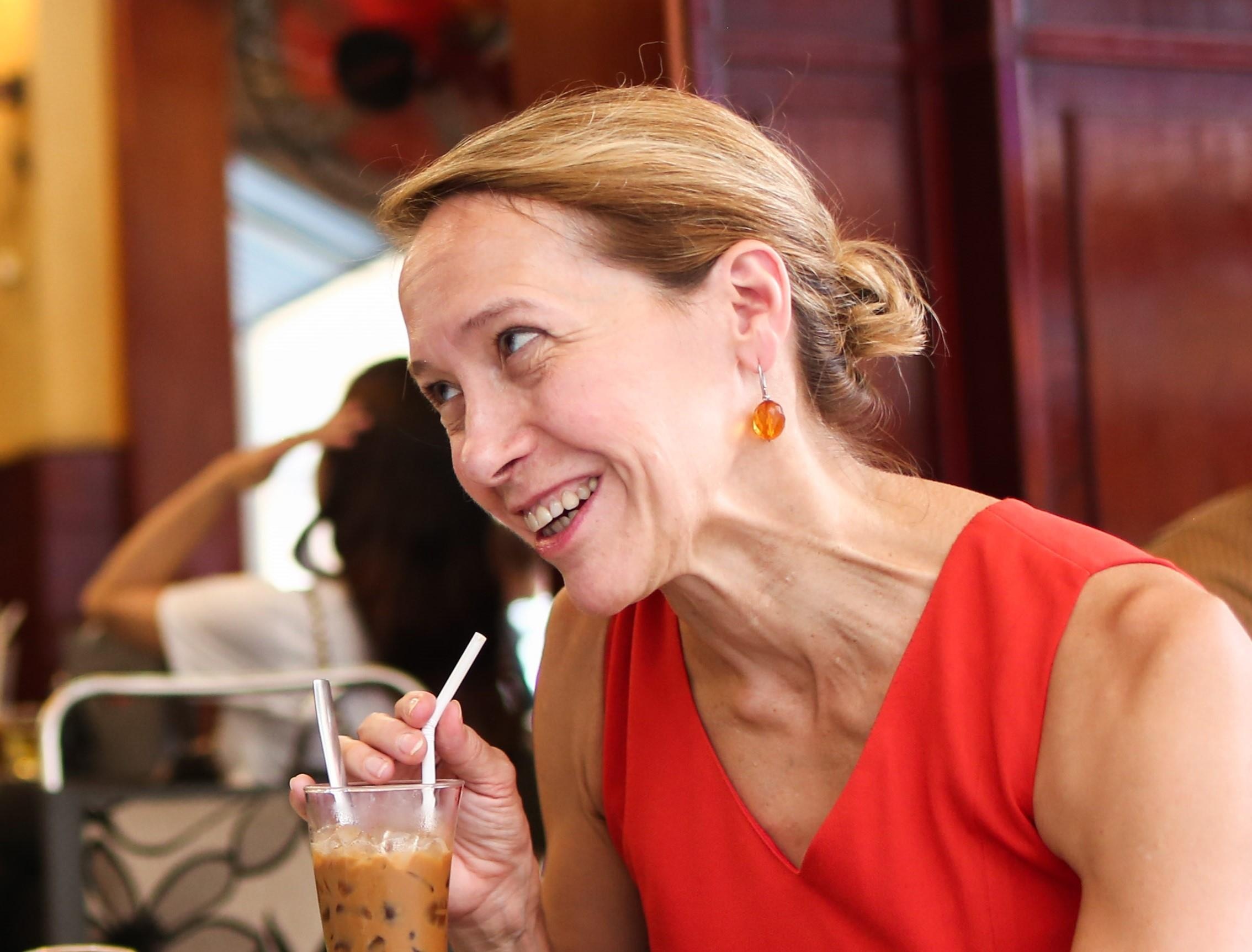 Cuu tong lanh su My lam giam doc dieu hanh AmCham VN tai TP.HCM hinh anh