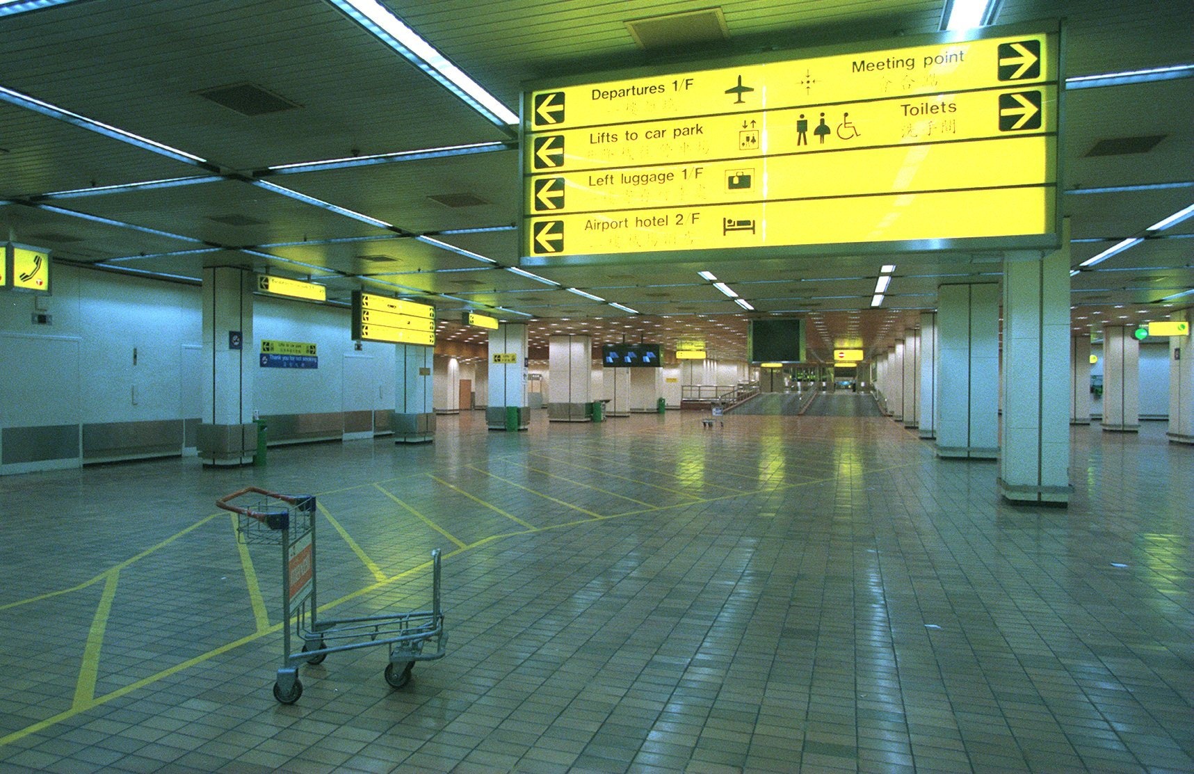 san bay kai tak hong hong kong anh 11