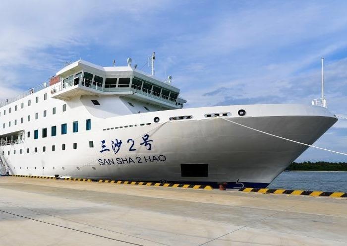 Nhieu lo ngai ve tau tiep van moi cua Trung Quoc tren Bien Dong hinh anh