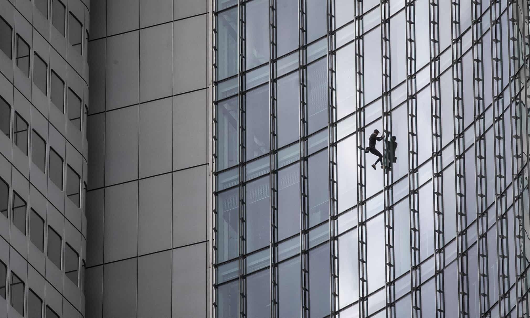 nguoi nhen phap alain robert anh 2