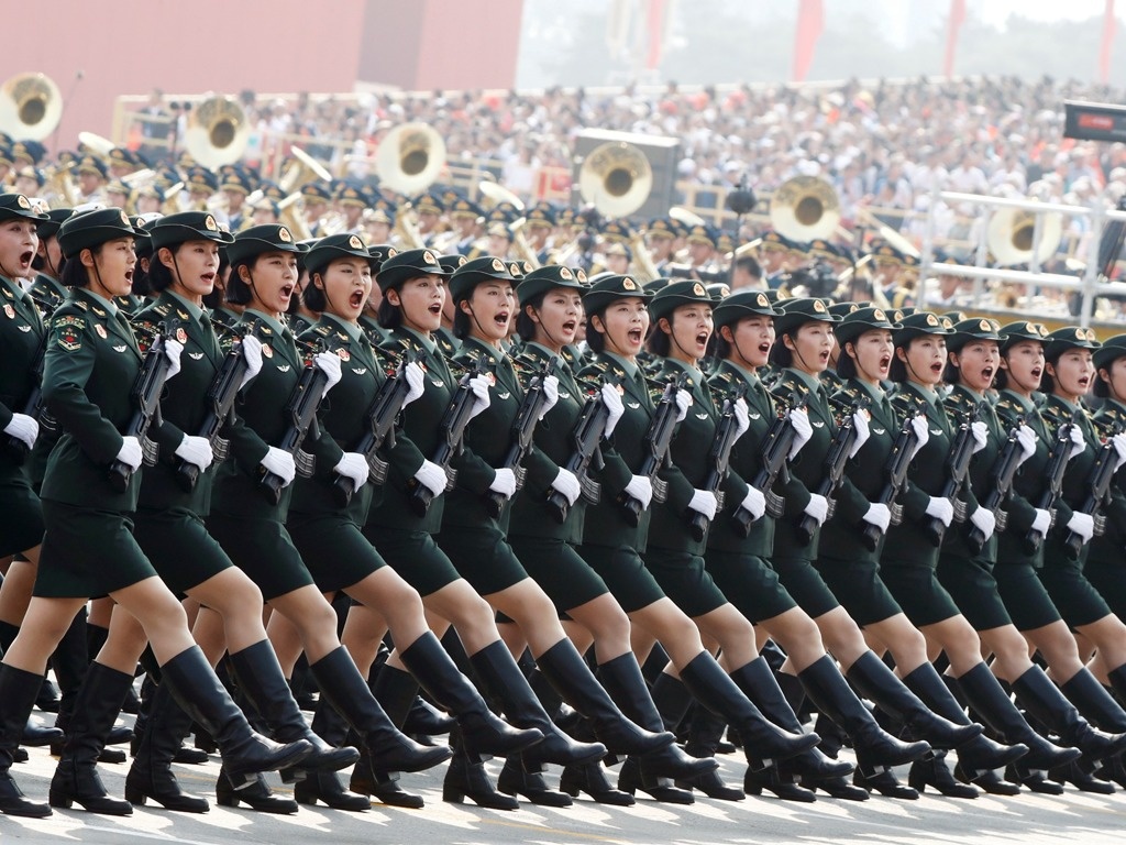 nu quan nhan trung quoc dieu binh anh 1