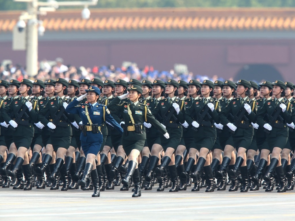 nu quan nhan trung quoc dieu binh anh 3