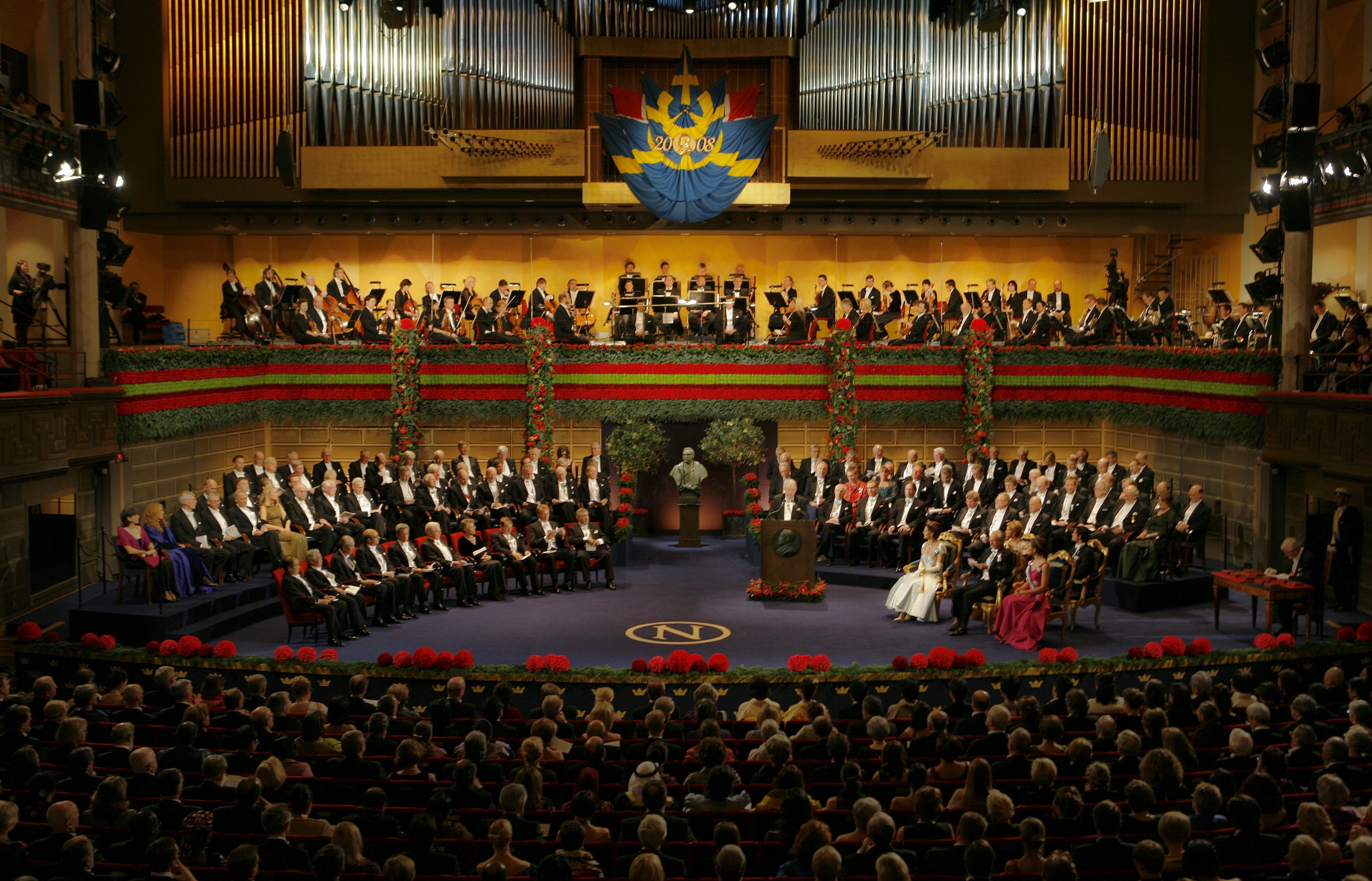 giai nobel 2019 anh 8