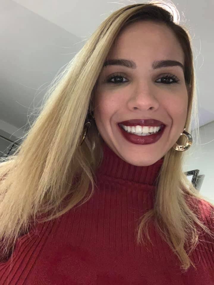 du khach phat hien camara quay len trong chai nuoc anh 2