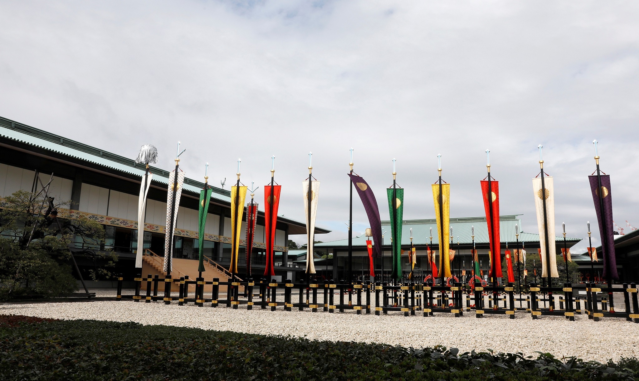 nhat hoang dang co anh 3