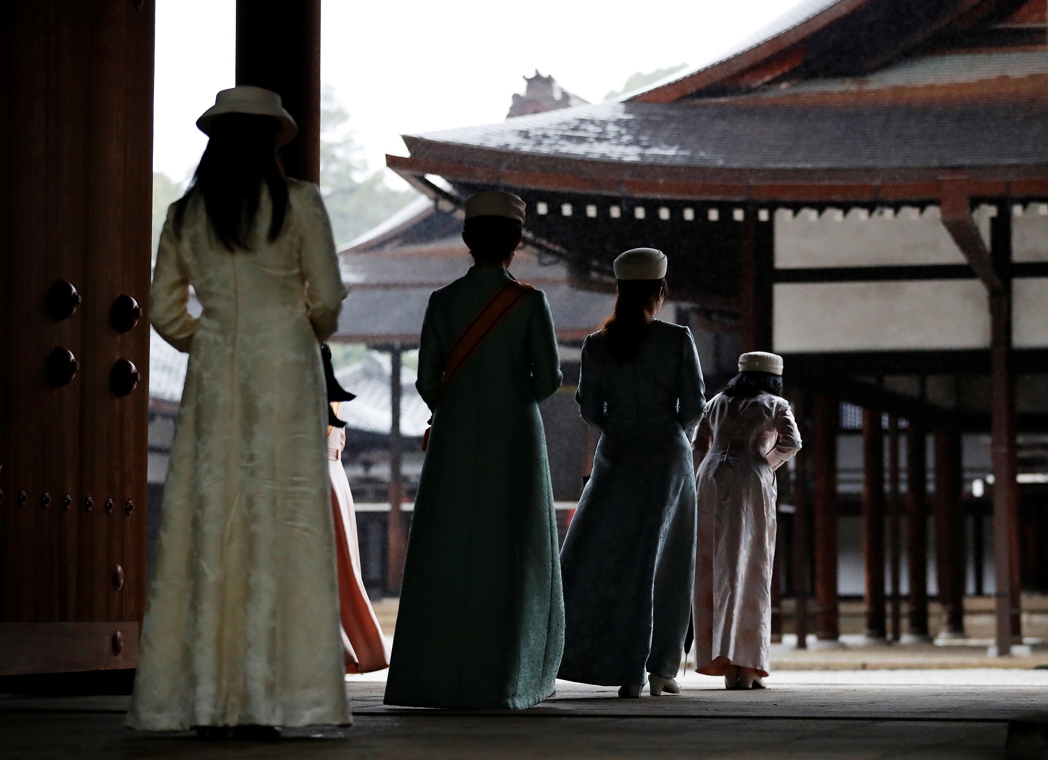 nhat hoang dang co anh 7