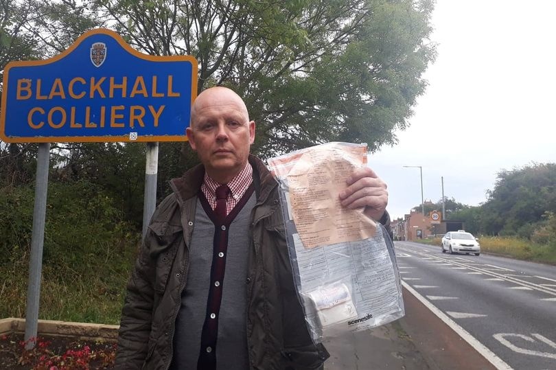 Bi an 13 goi tien duoc giau khap ngoi lang Anh hinh anh