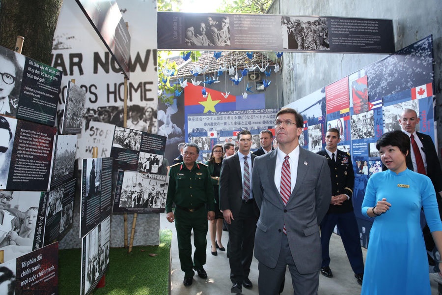 bộ trưởng quốc phòng mỹ thăm hỏa lò ảnh 1 bo truong quoc phong my tham hoa lo anh 1