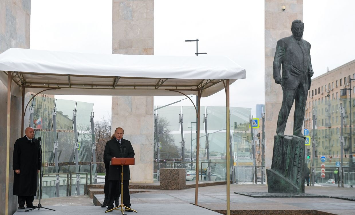 putin suýt mất chức lãnh đạo tình báo ảnh 2 putin suyt mat chuc lanh dao tinh bao anh 2