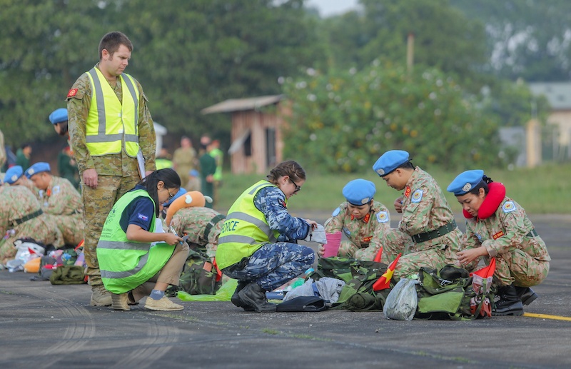 khong quan australia dua y bac si sang nam sudan anh 6
