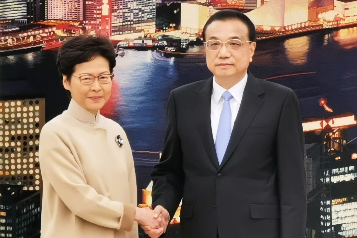 Bac Kinh yeu cau chinh quyen Hong Kong cham dut bao luc hinh anh