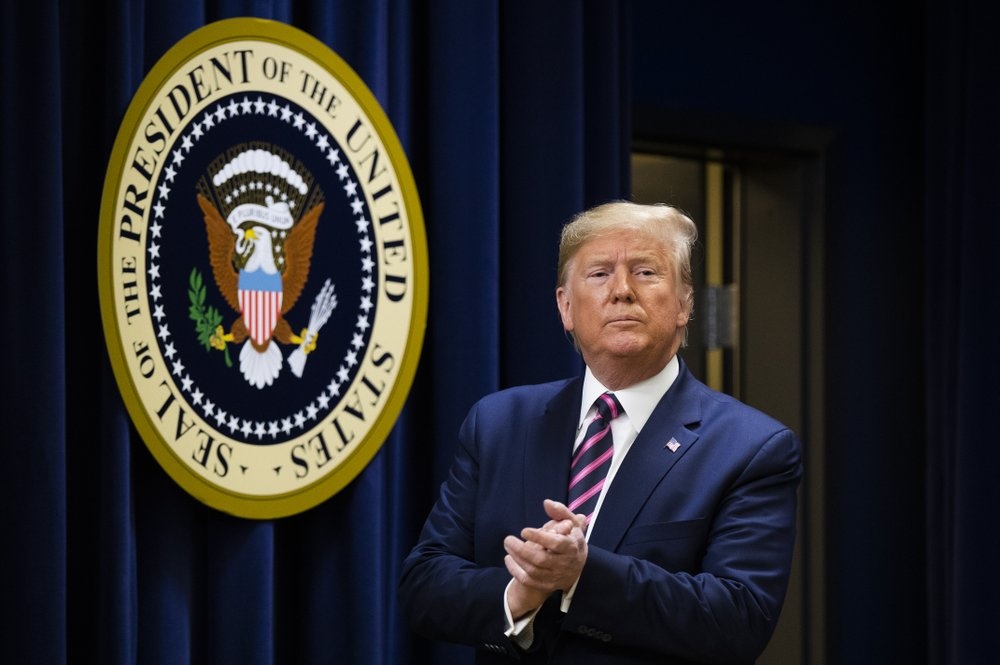 trump bi luan toi anh 3