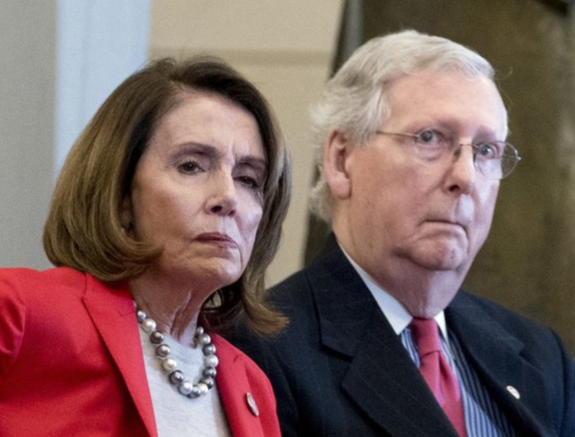 TT Trump bi Ha vien luan toi, song dau Pelosi - McConnell bat dau hinh anh