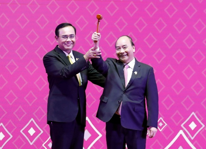 Thu tuong Nguyen Xuan Phuc gui loi chuc 2020 den Cong dong ASEAN hinh anh