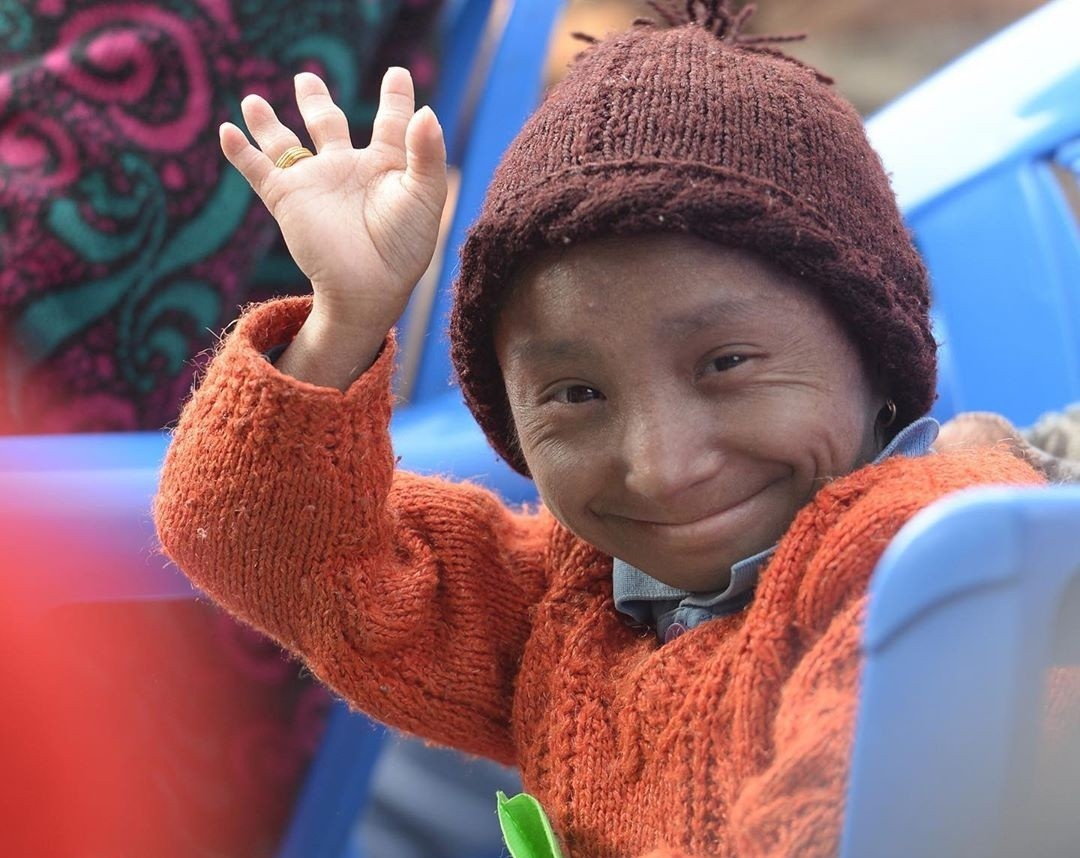 Nguoi dan ong lun nhat the gioi qua doi vi viem phoi hinh anh