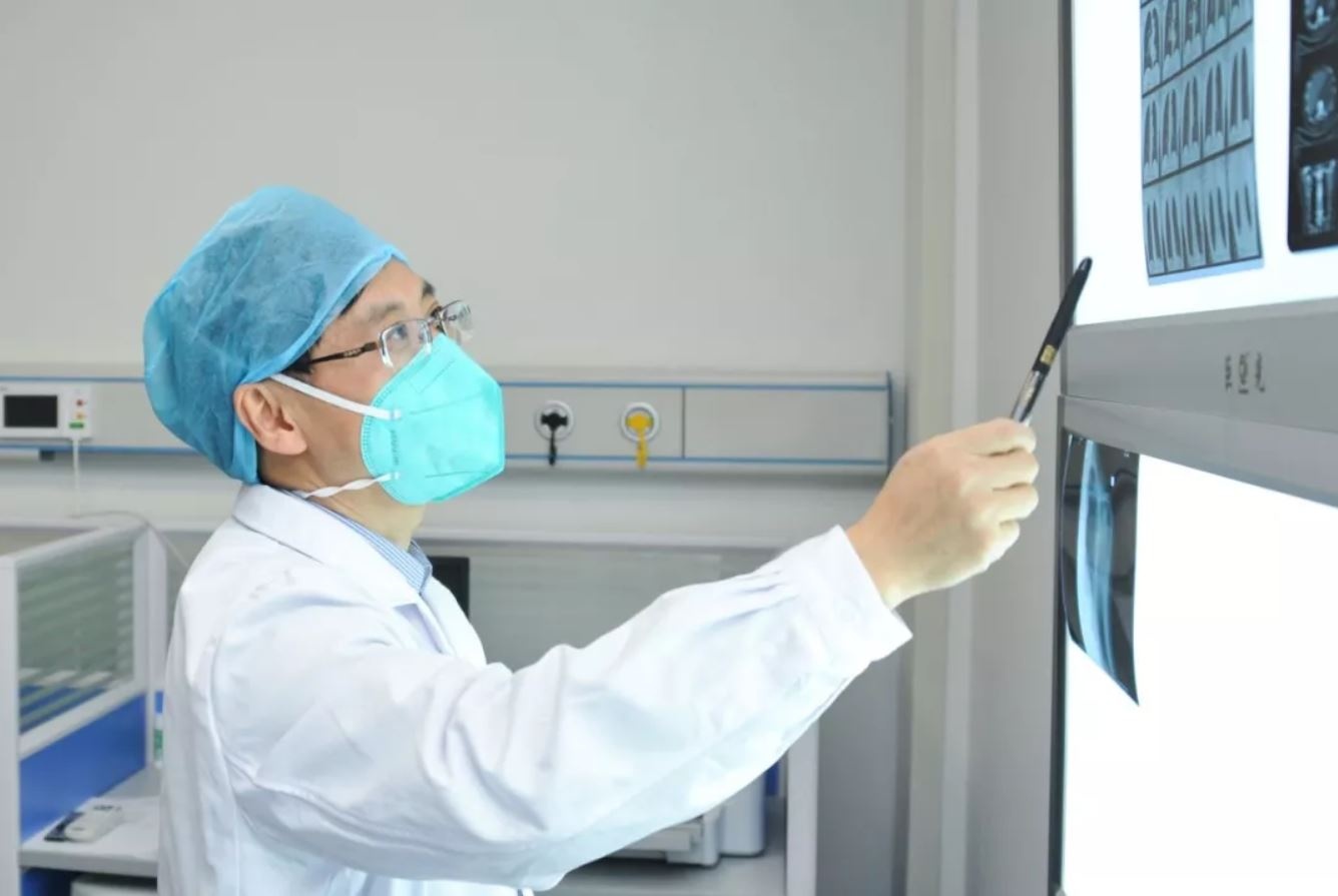 nhiem virus corona o vu han anh 2