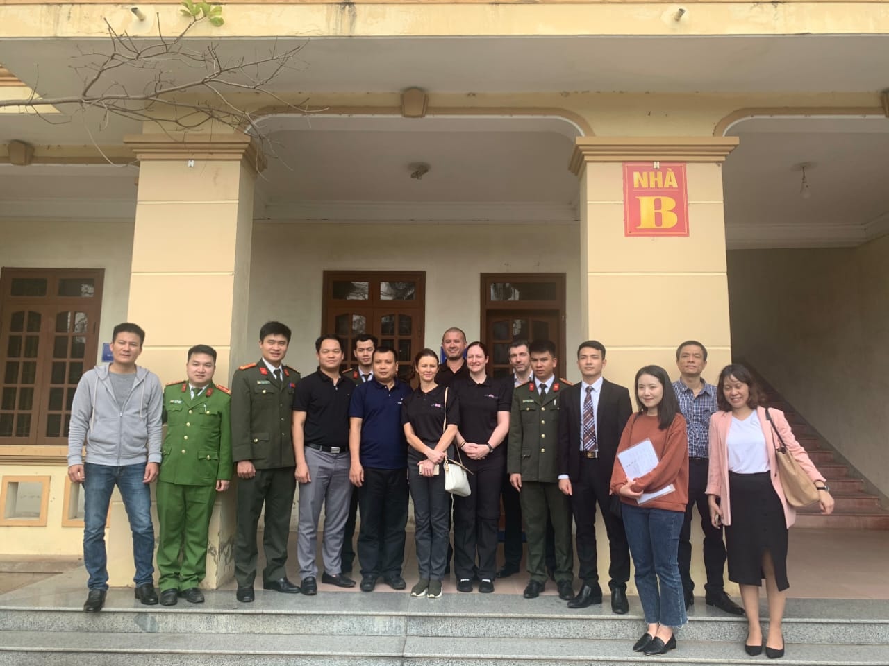 canh sat essex tham viet nam anh 1