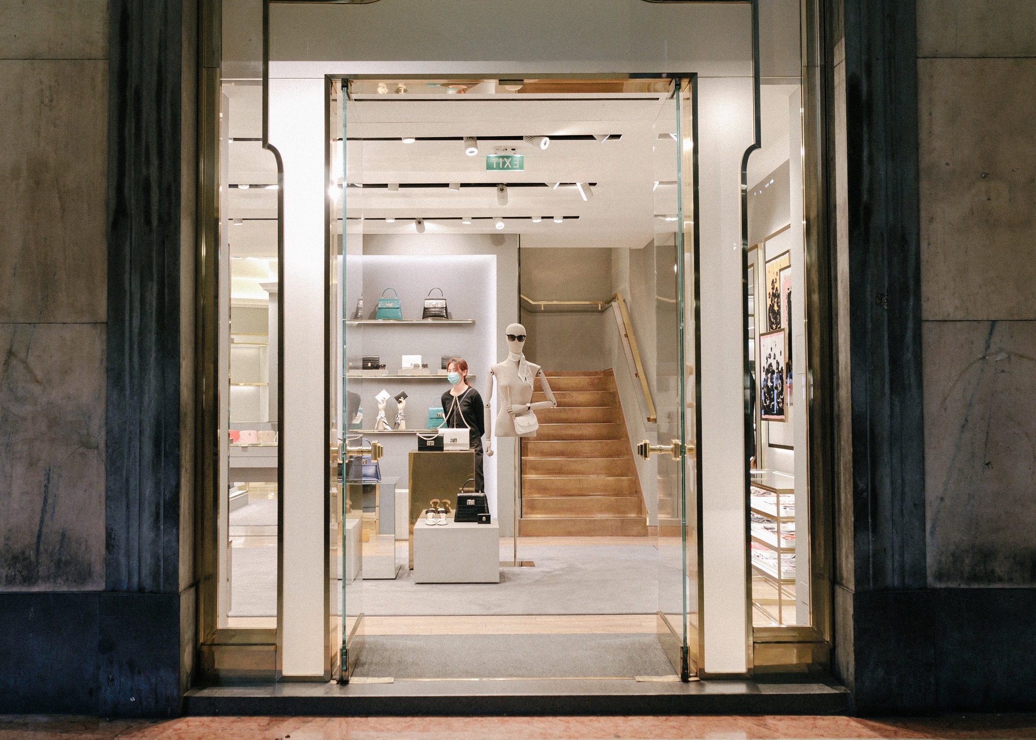 milan bi dao lon vi dich virus corona anh 7